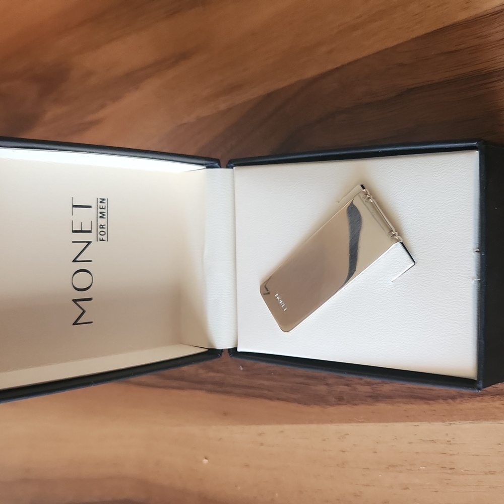 Monet money clip